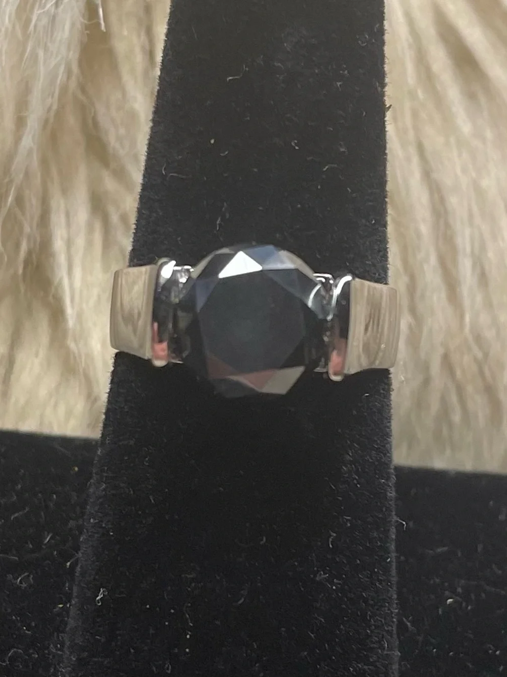 Gorgeous Certified 2.5 Ct. Round Brilliant Cut Black Moissanite Diamond Ring